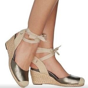 Vionic Metallic and Cream Espadrille Wedges